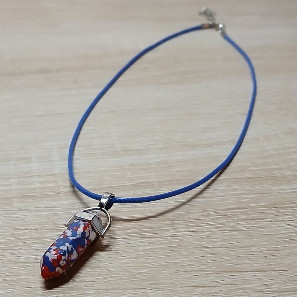 NWOT Fashion Necklace Red/White/Blue Crystal Pendant Jewelry #35